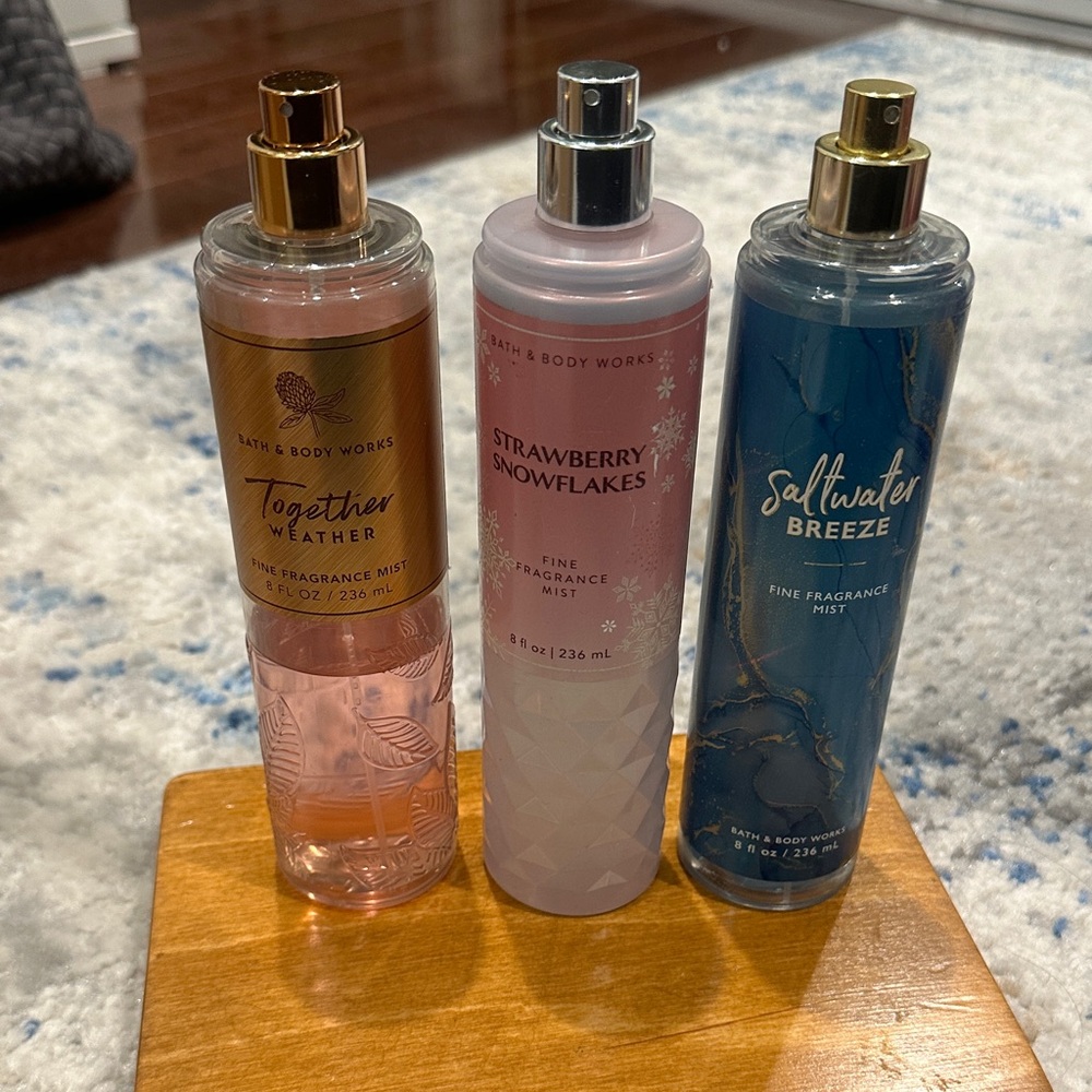 ALL Bath & Body Works - together weather, strawberry snowflake, saltwater breeze